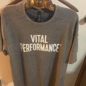 Vital performance top in great condition